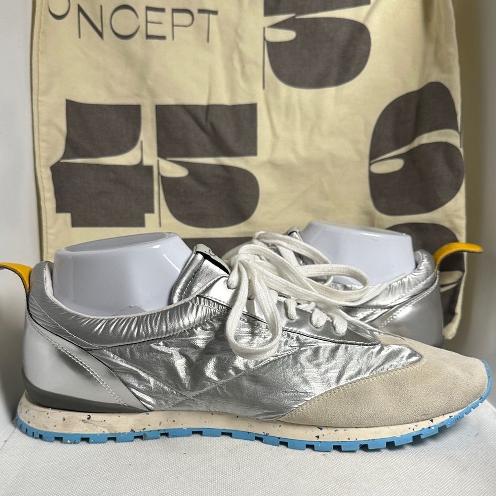 ONCEPT MOD.004 Travelist S22 Tokyo Silver Flash Women's Sneakers Sz 10 - Picture 6 of 13